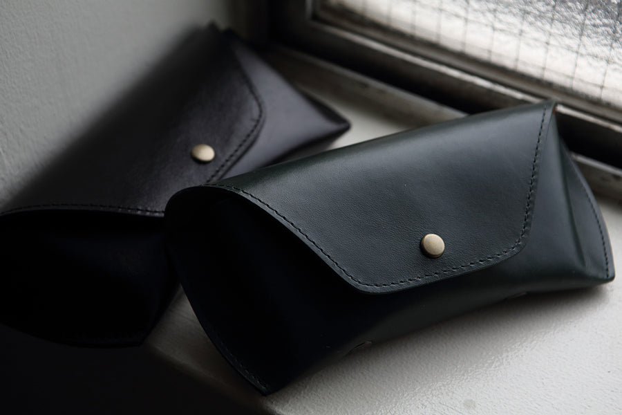 DIFFUSER(ディフューザー) SG1076F OIL LEATHER EYEWEAR CASE グリーン