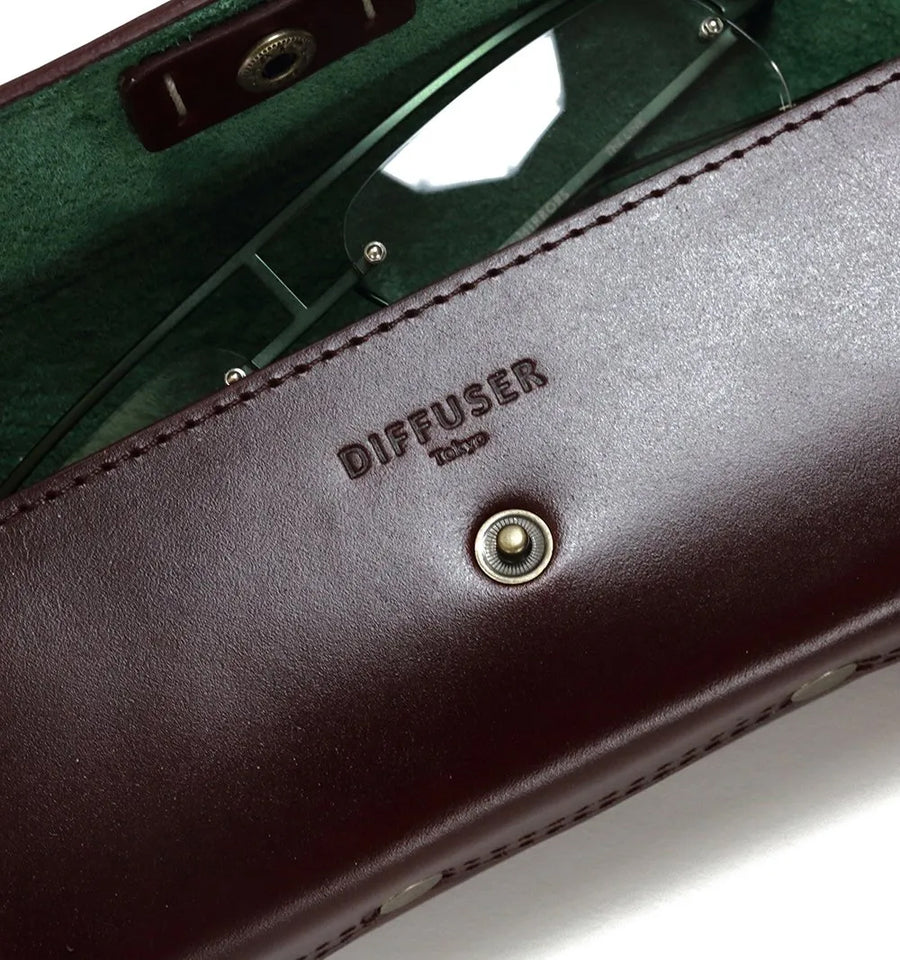 DIFFUSER(ディフューザー) SG1163B OIL LEATHER RECT EYEWEAR CASE チョコブラウン