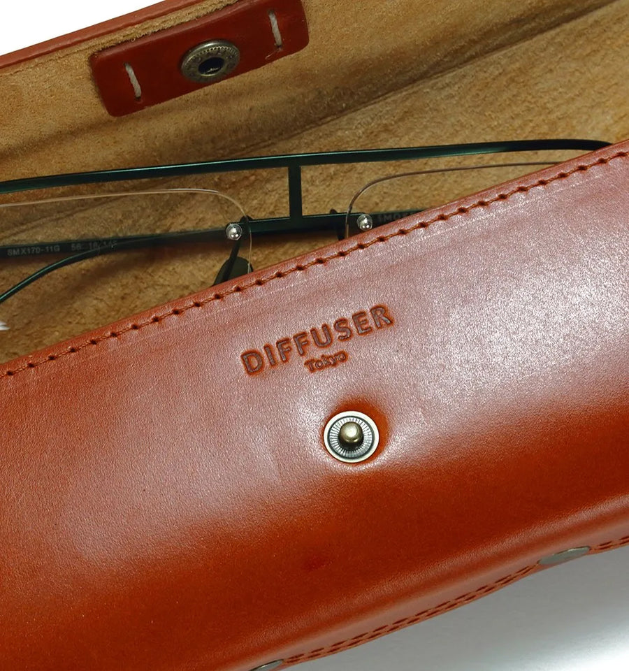 DIFFUSER(ディフューザー) SG1163C OIL LEATHER RECT EYEWEAR CASE キャメル